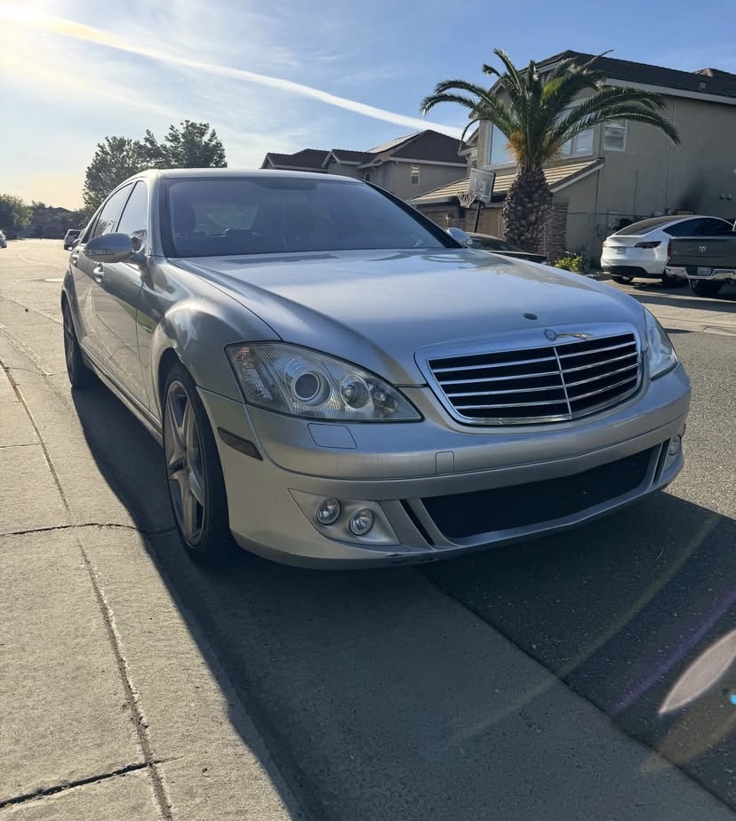 Mercedes S-Class — full car